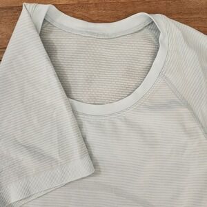 Lululemon Swiftly Tech Short Sleeve Crew Sea Mist Green Size 10